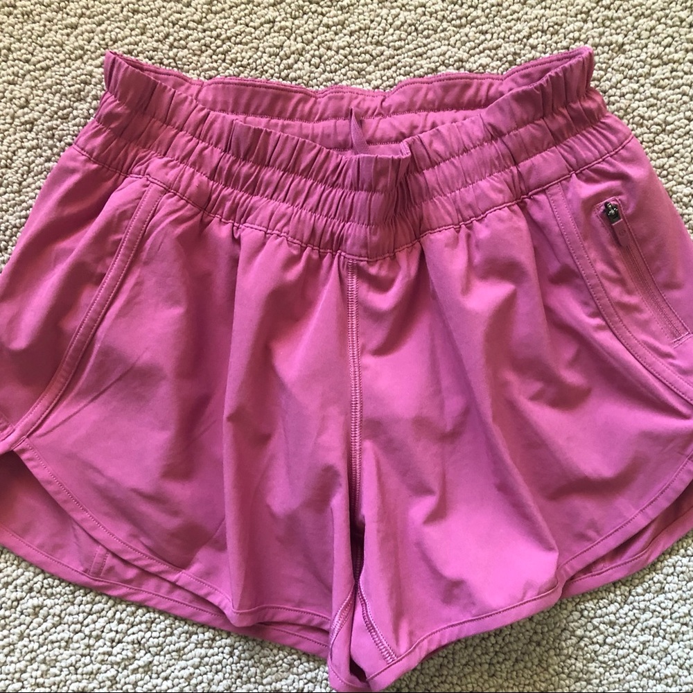 Lululemon low rise tracker shorts 4 inseam size 8